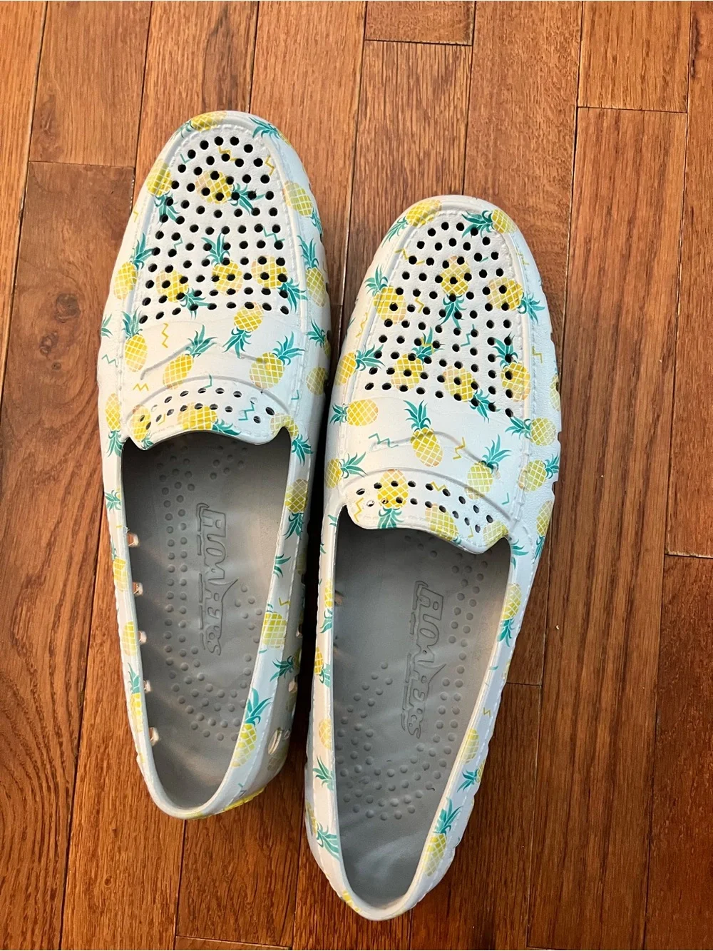 RoastersPerforated White Slip-On Shoe with Tropical Yellow Accent size 13